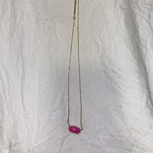 Kendra Scott necklace